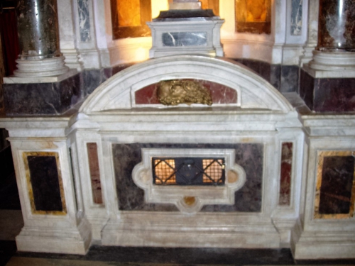 saint paul,abbaye des trois fontaines,décapitation,dabiq